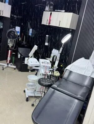 Men’s Barbershop for Sale in Al Taawun Sharjah | Fully Equipped Salon in Prime Location