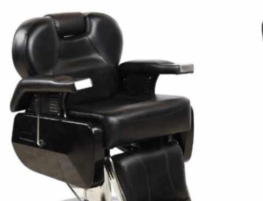 Large Men’s Salon for Sale in Sharjah Al Majaz 2 | Prime Corniche Location Barber Shop UAE