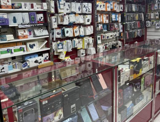 Mobile Phone Shop for Sale in UAE | High-Performing Business with Loyal Customer Base