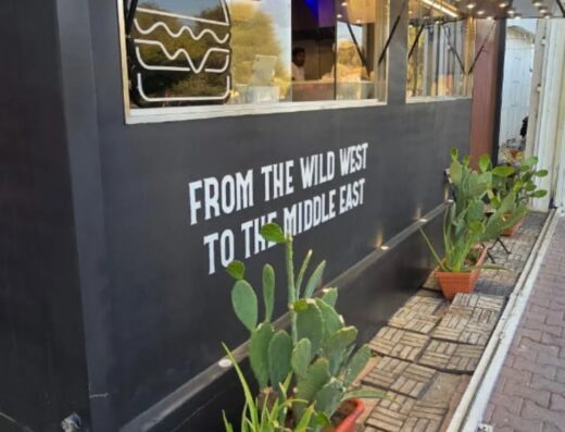 Profitable Food Truck for Sale in Al Ain – Established Brand & Ready-to-Operate