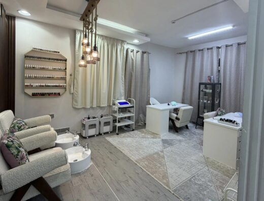 Women’s Beauty Salon for Sale in Baniyas Abu Dhabi | Fully Equipped Ladies Salon in Municipal Market Area UAE